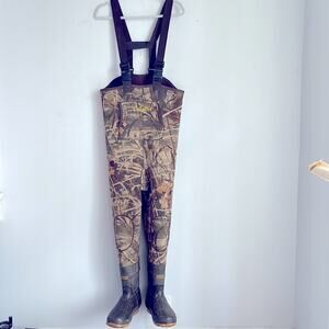 Cabela’s neoprene camouflage real tree print Chest wader boots overall sz 6
